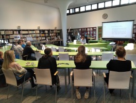 Wykład w czytelni zorganizowany z okazji Nocy Bibliotek