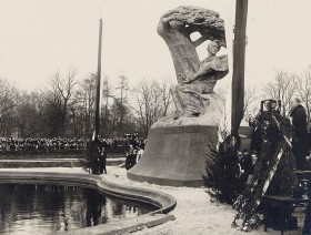 Odsłonięcie pomnika Fryderyka Chopina w Warszawie w 1926 r.